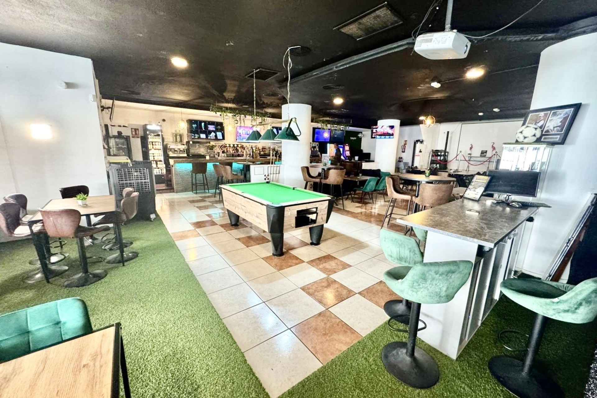 Reventa - Propiedades comerciales - San Miguel de Salinas - Costa Blanca Sur