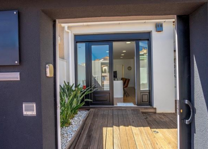 Reventa - Propiedades comerciales - Torrevieja - Costa Blanca Sur