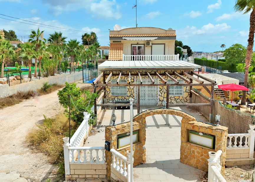 Reventa - Propiedades comerciales - Villamartin - Costa Blanca Sur