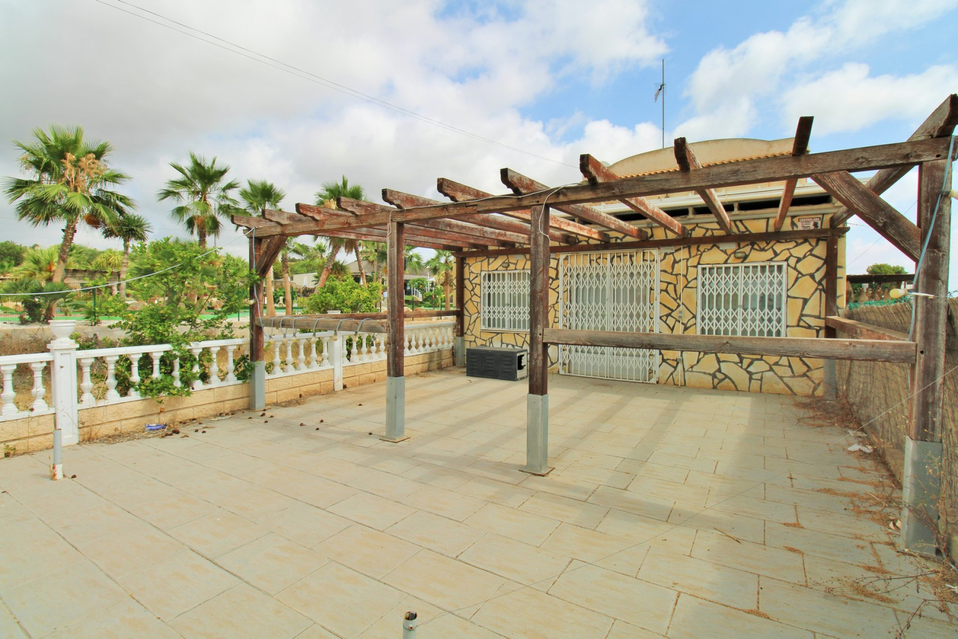 Reventa - Propiedades comerciales - Villamartin - Costa Blanca Sur