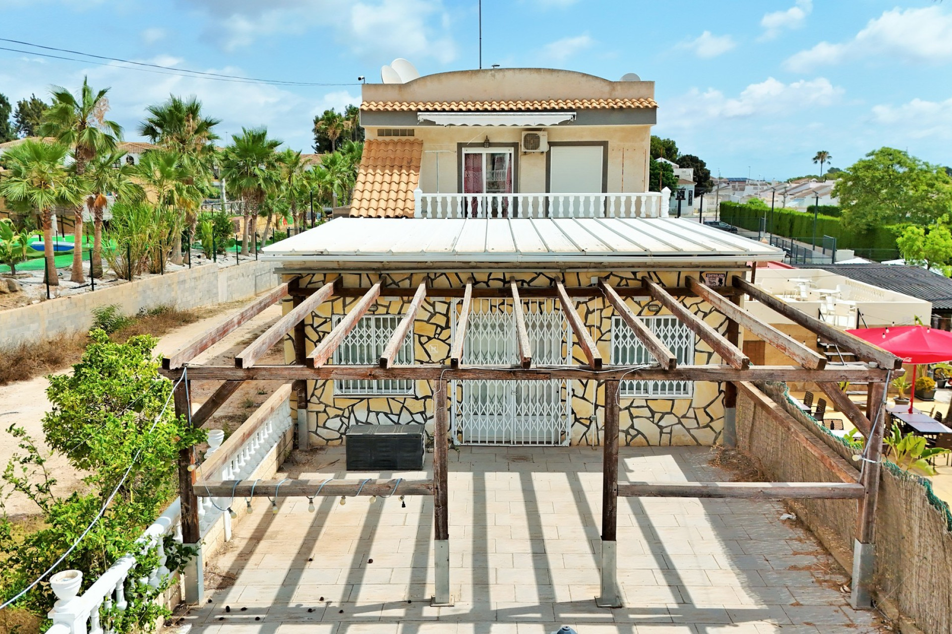 Reventa - Propiedades comerciales - Villamartin - Costa Blanca Sur