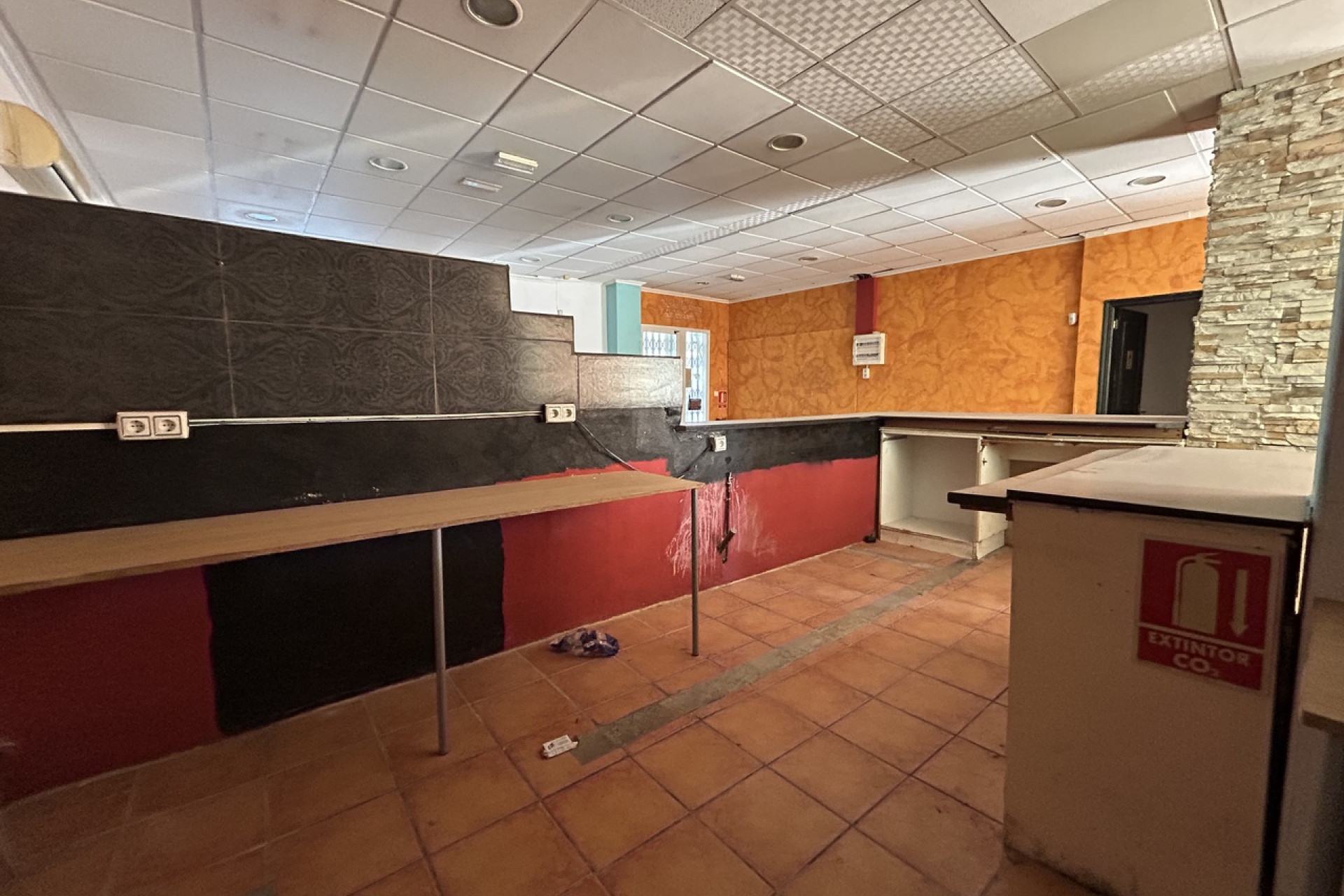 Reventa - Propiedades comerciales - Villamartin - Costa Blanca Sur