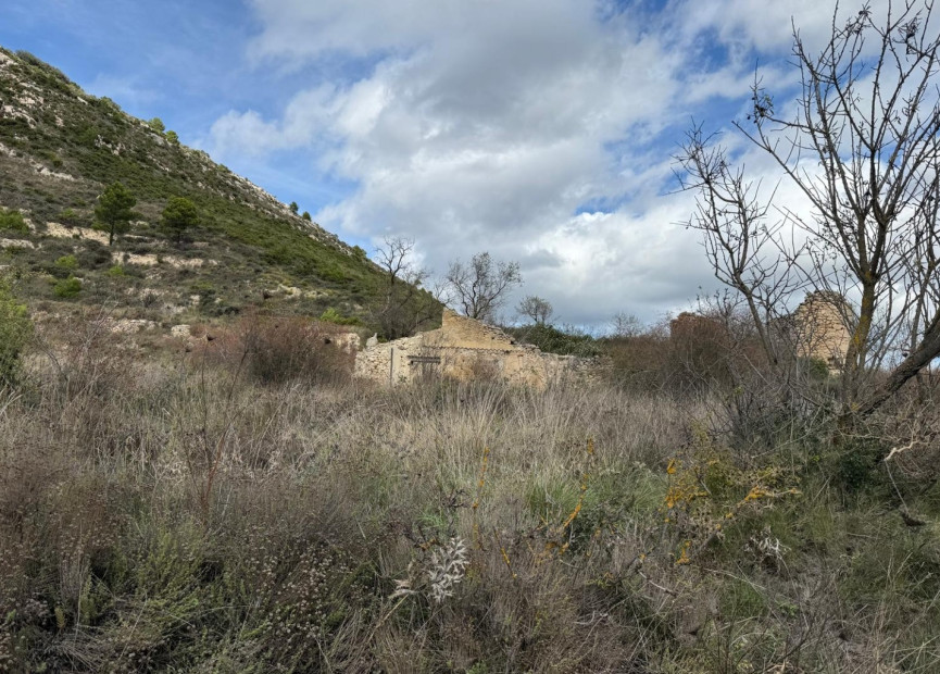 Reventa - Terreno edificable - Confrides - Barranc de Xarquera