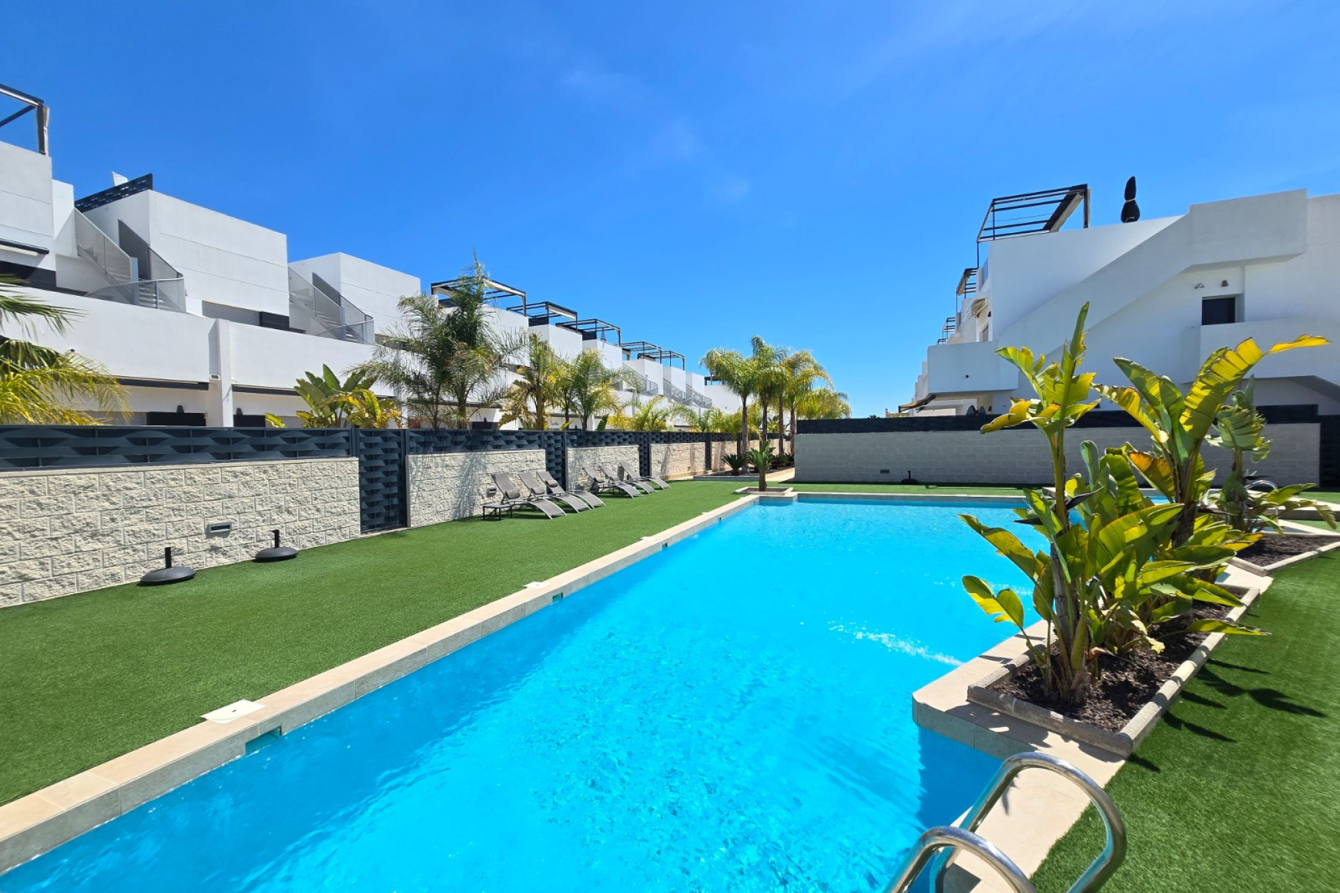 Reventa - Townhouse * - Ciudad Quesada * - Doña Pepa *