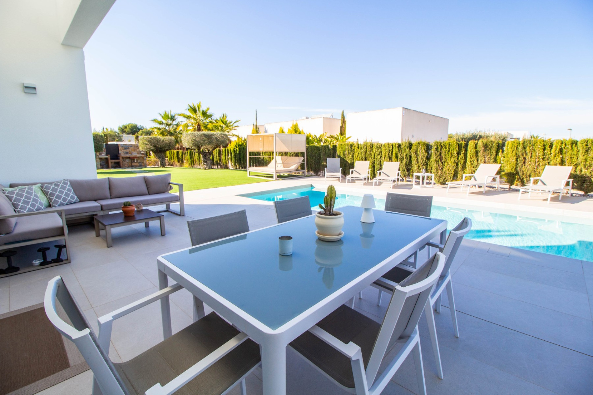 Reventa - Villa - Las Colinas Golf and Country Club - Las Colinas Golf