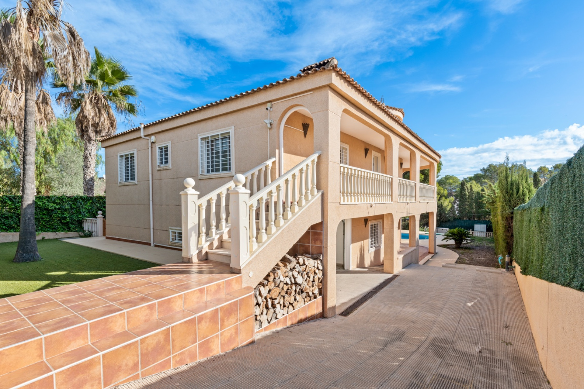 Reventa - Villa - Los Balcones - Orihuela Costa