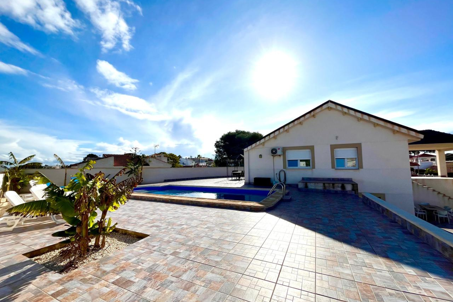 Reventa - Villa - Los Balcones - Orihuela Costa