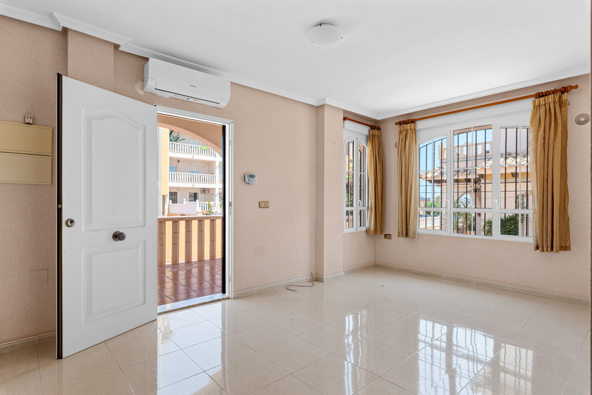 Reventa - Villa - Orihuela Costa