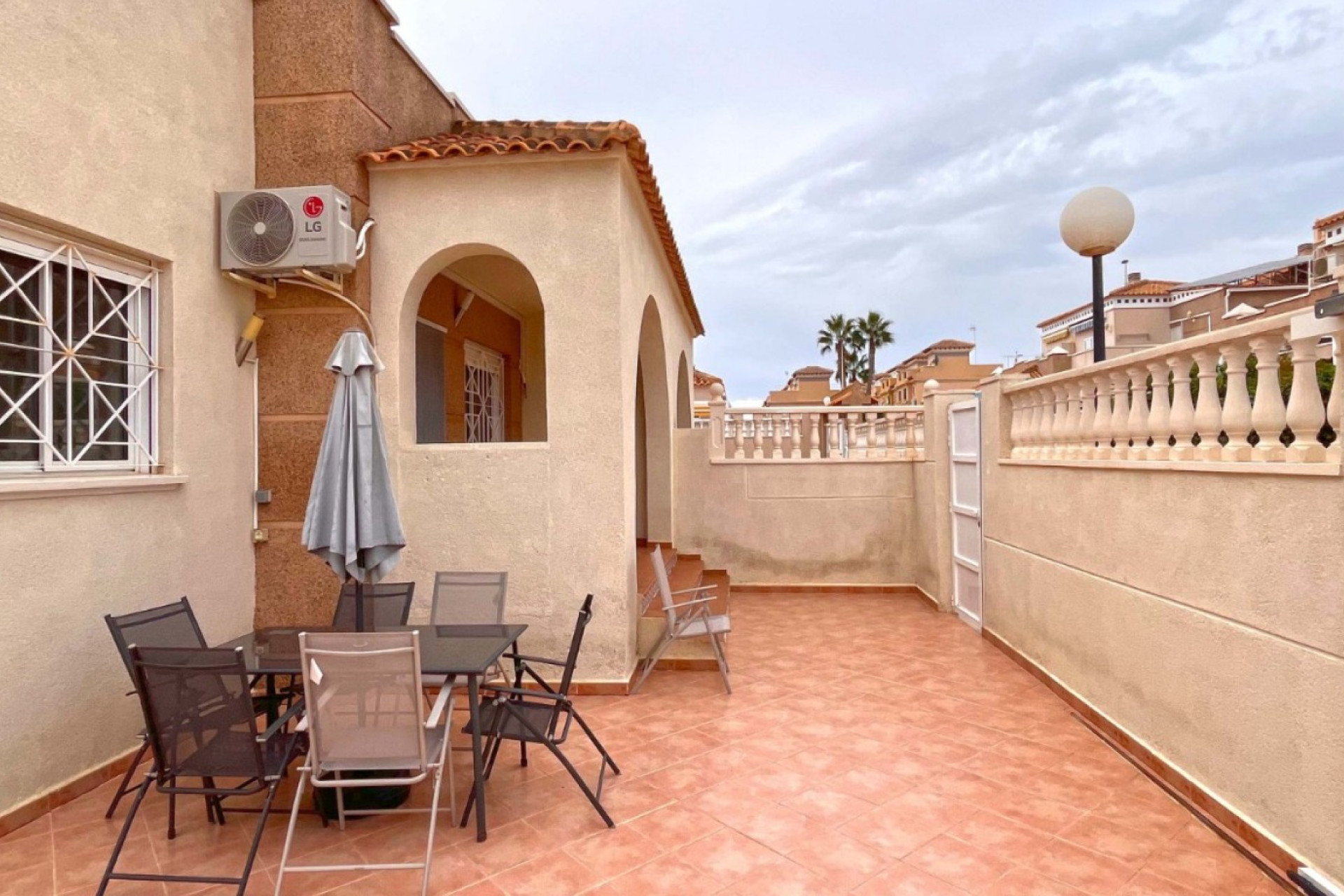 Reventa - Villa - Torrevieja - Torrelamata - La Mata