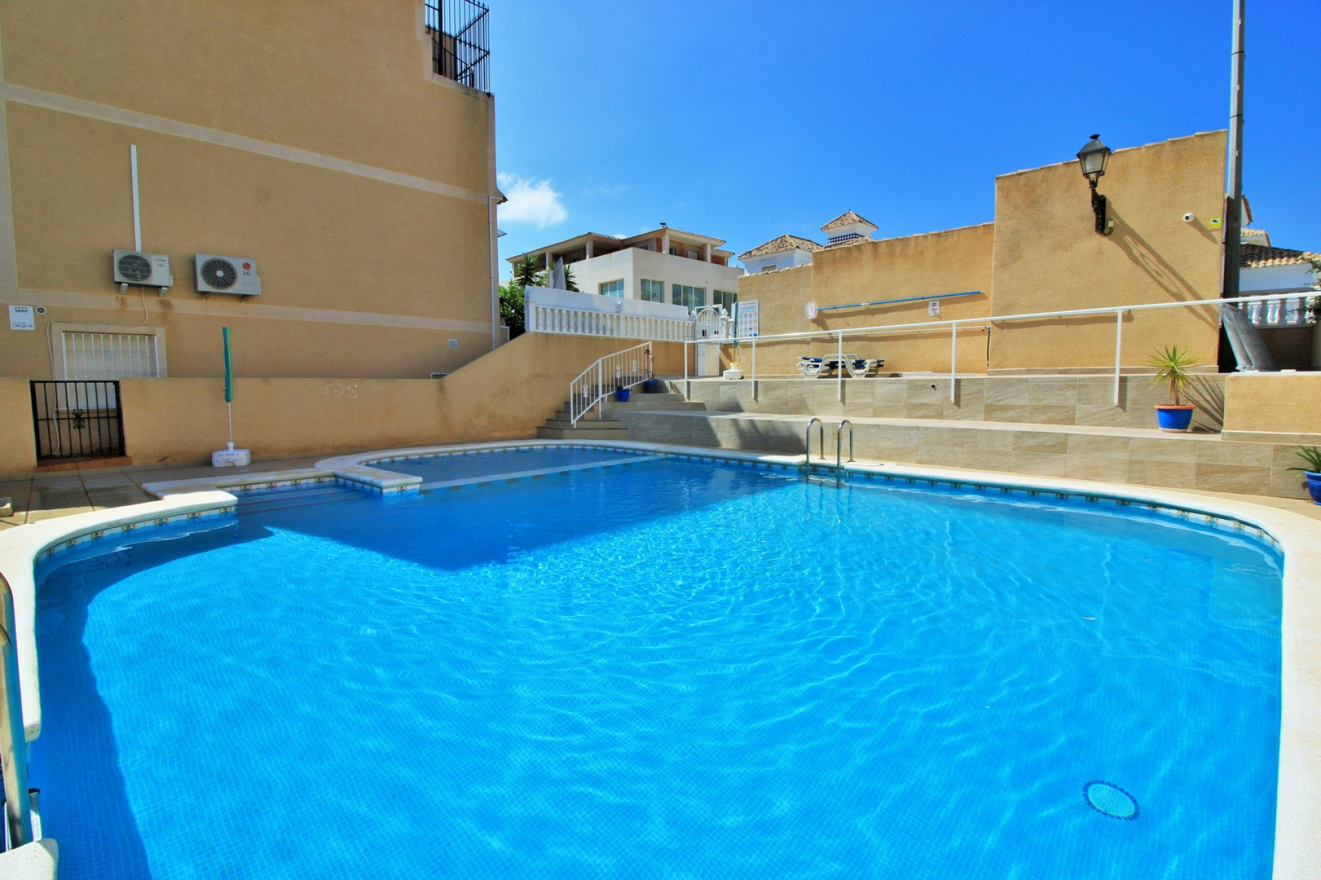 Reventa - Villa - Villamartin - Orihuela Costa