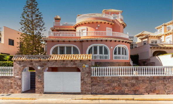 Villa - Herverkoop - La Zenia - Orihuela Costa