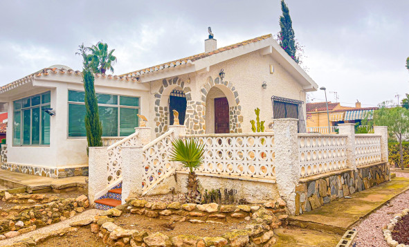 Villa - Herverkoop - Los Balcones - Los Altos del Edén - Orihuela Costa