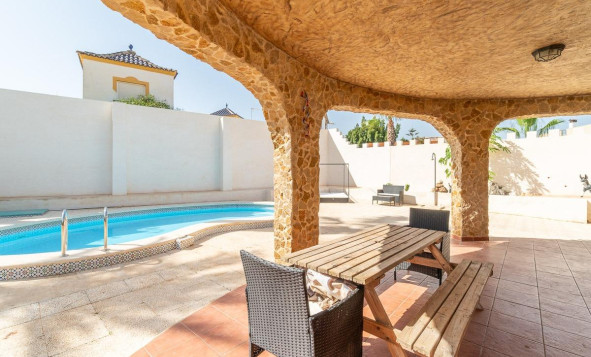 Villa - Herverkoop - Orihuela Costa - Orihuela Costa