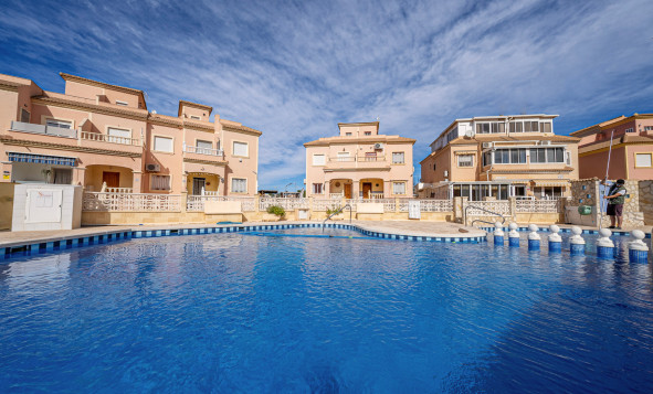 Villa - Herverkoop - Playa Flamenca - Orihuela Costa