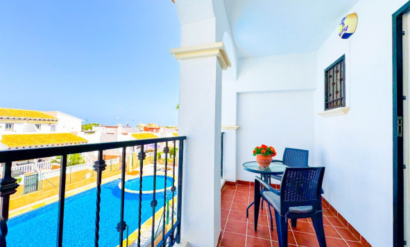 Villa - Herverkoop - Punta Prima - Orihuela Costa