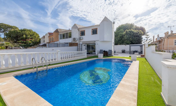 Villa - Herverkoop - Torrevieja - Orihuela Costa