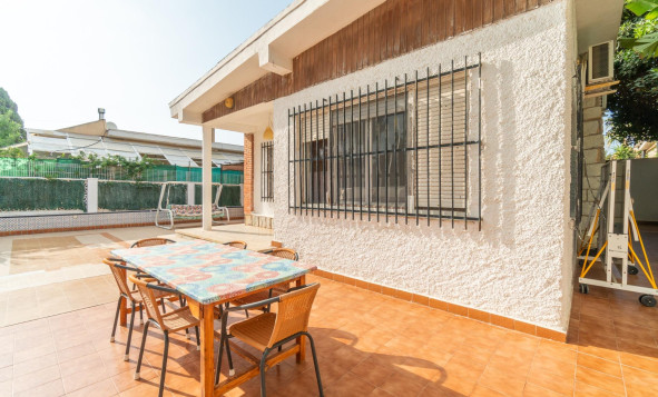 Villa - Herverkoop - Torrevieja - Orihuela Costa