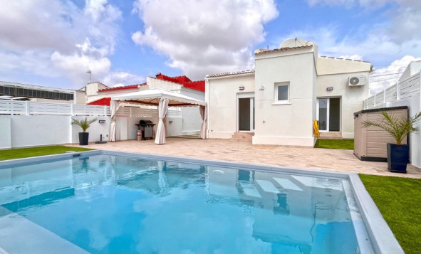 Villa - Herverkoop - Torrevieja - San Luis