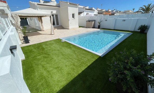 Villa - Herverkoop - Torrevieja - Torrevieja