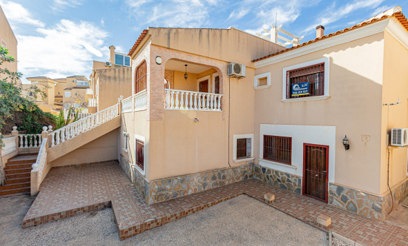 Villa - Herverkoop - Villamartin - Orihuela Costa