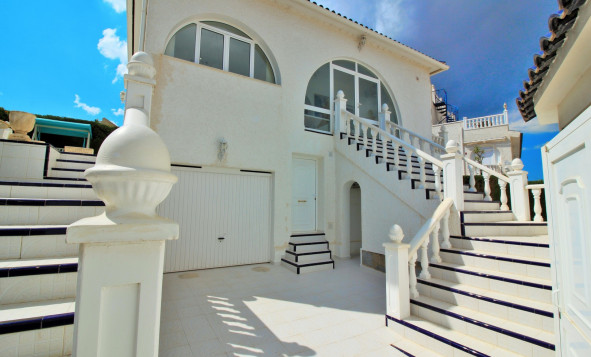 Villa - Herverkoop - Villamartin - Orihuela Costa