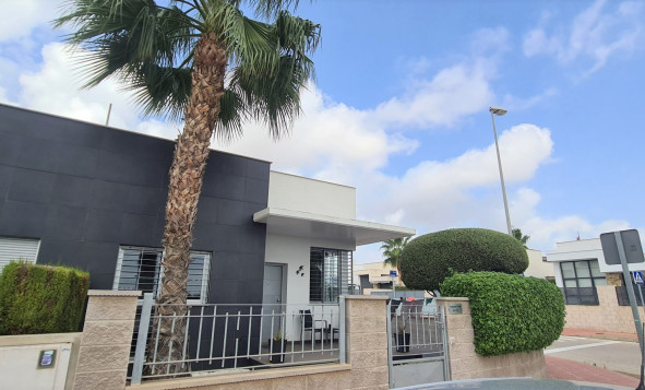 Villa - Resale - Ciudad Quesada - Rojales