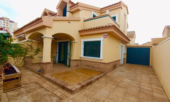 Villa - Resale - Dehesa de Campoamor - Orihuela Costa