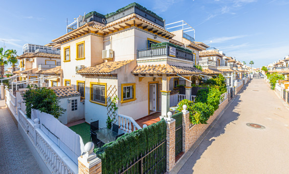 Villa - Resale - Playa Flamenca - Orihuela Costa