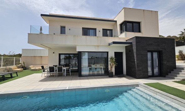 Villa - Resale - San Miguel de Salinas - Orihuela Costa