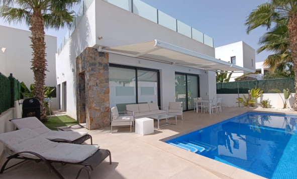 Villa - Resale - Santiago de Ribera - Los Alcazares