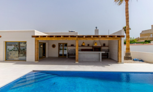 Villa - Resale - Torrevieja - Torrevieja