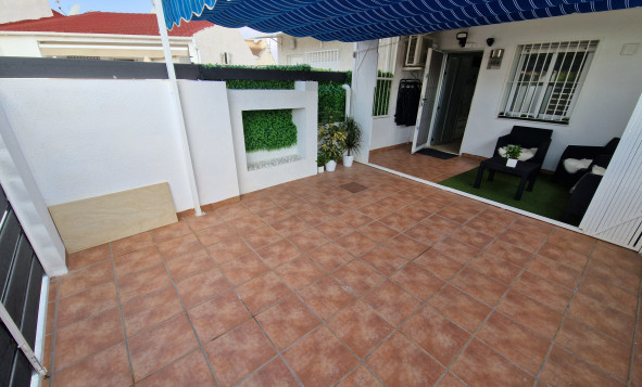 Villa - Resale - Torrevieja - Torrevieja