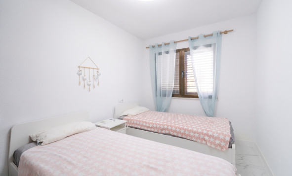 Resale - 1. Apartment / flat - Orihuela Costa