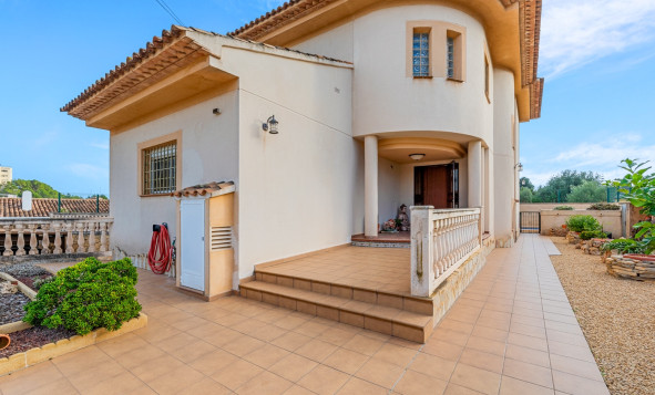 Resale - Villa - Polop - Benidorm