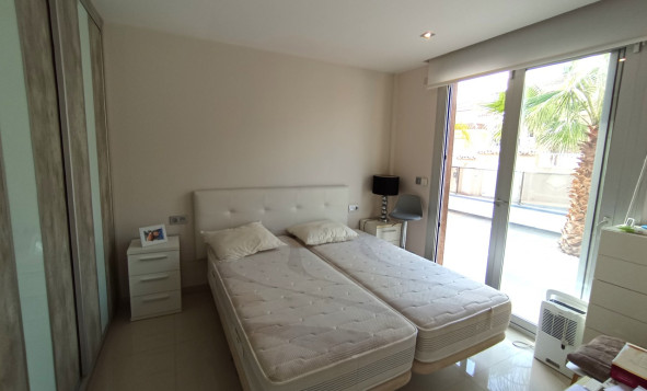 Resale - Villa - Villamartin - Orihuela Costa