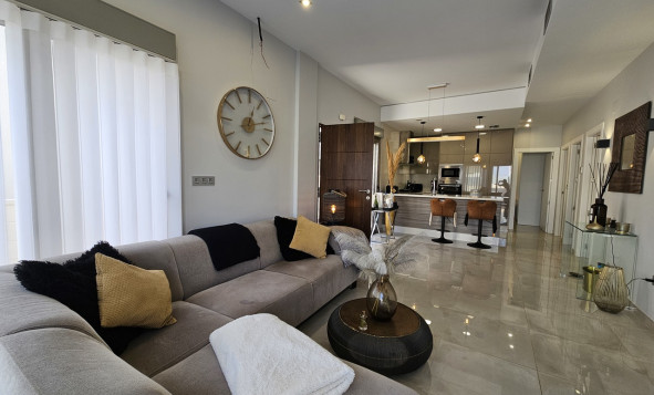 Resale - Villa - Villamartin - Orihuela Costa