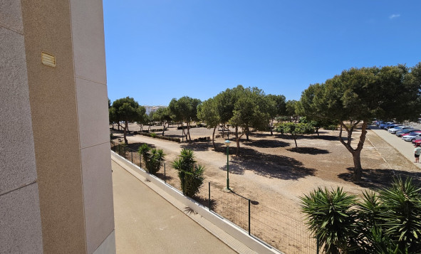 Resale - Apartment - La Zenia - Orihuela Costa