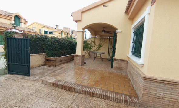 Resale - Villa - Dehesa de Campoamor - Orihuela Costa