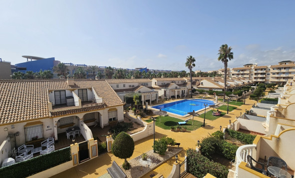 Resale - Villa - Cabo Roig - Orihuela Costa