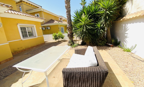 Resale - Villa - Cabo Roig - Orihuela Costa