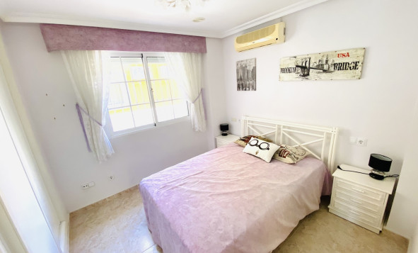 Resale - Villa - Cabo Roig - Orihuela Costa