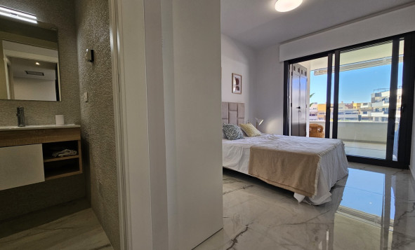 Resale - Apartment - Playa Flamenca - Orihuela Costa