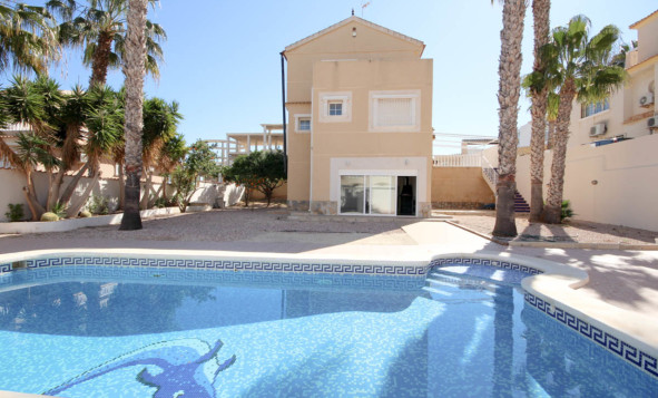 Resale - Villa - La Zenia - Orihuela Costa