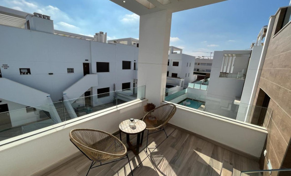 Resale - Villa - Los Balcones - Orihuela Costa