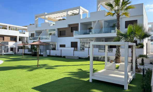 Resale - Villa - Los Balcones - Orihuela Costa