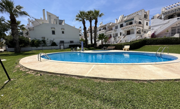 Resale - Apartment - Villamartin - Orihuela Costa