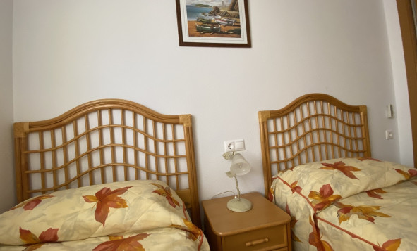 Resale - Apartment - Dehesa de Campoamor - Orihuela Costa