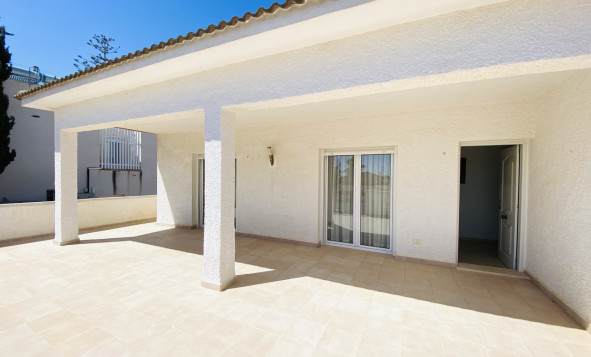 Resale - 4. House - Detached Villa - La Zenia - Orihuela Costa