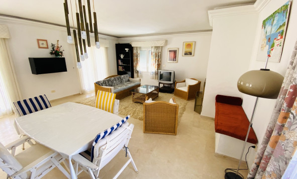 Resale - Villa - La Zenia - Orihuela Costa