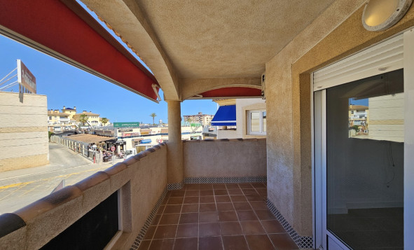 Resale - Apartment - La Zenia - Orihuela Costa